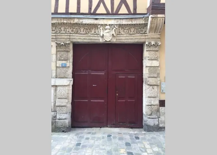 Hypercentre Apartment *